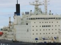 The ice breaker “Vaigach” came to work at the Northern Sea Way.